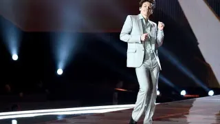 Harry Styles Victoria's Secret Fashion Show Dance meme card, common rarity