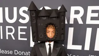 Jaden Smith Wearing Castle On Head meme card, common rarity