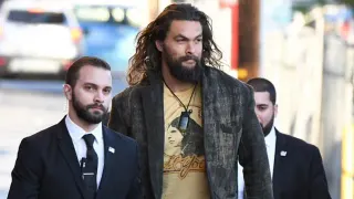 Jason Momoa's Bodyguards meme card, common rarity