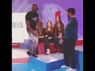 Carte meme Je m'en bats les couilles, frère, rareté épique