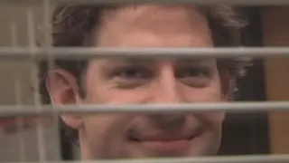 Carte meme Jim Halpert Smiling Through Blinds, rareté rare