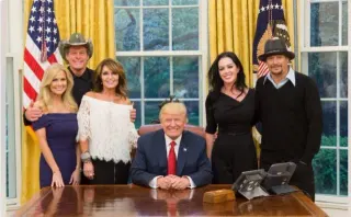 Kid Rock, Ted Nugent, Sarah Palin White House Photo meme card, common rarity