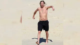 Kid Rock Walking on the Beach meme card, common rarity