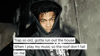 Carte meme Lazer Dim 700 "Trap So Old Gotta Run Out the House", rareté commune
