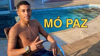 Mo Paz meme card, common rarity