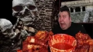 Carte meme Nikocado Avocado Aztec Temple Mukbang, rareté commune