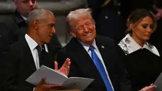 Obama and Trump Laughing meme card, common rarity