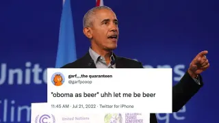 Obama 'Uhh, Let Me Be Clear' meme card, common rarity