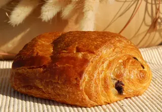 Carte meme Pain au chocolat (Full Art), rareté Full Art