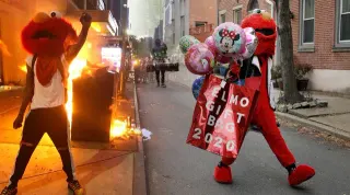 Philly Elmo meme card, common rarity