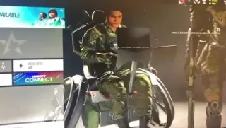 Carte meme Rainbow Six Siege Wheelchair Operator, rareté commune