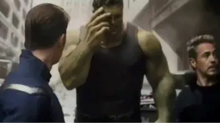 Regretful Hulk meme card, common rarity