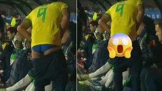 Richarlison's Underwear / Richarlison De Cueca meme card, common rarity