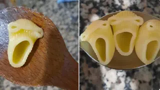 Carte meme Singing / Screaming Pasta, rareté commune