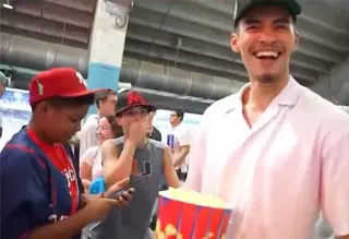 Carte meme Sneako Meets Young Fans, rareté commune