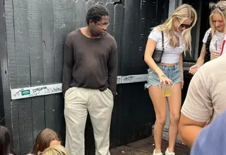 Carte meme Socially Awkward Black Guy, rareté commune