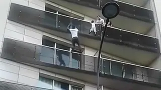 Carte meme Spider-Man de Paris, rareté épique