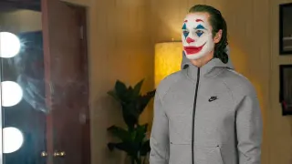 Carte meme Tracksuit Joker, rareté commune