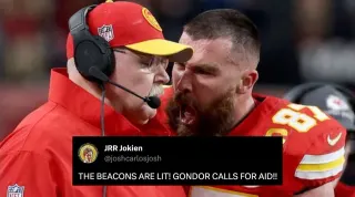 Carte meme Travis Kelce Yelling at Andy Reid, rareté commune