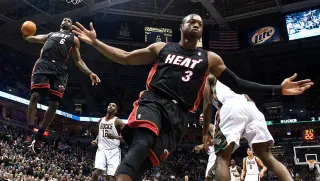 Wade-LeBron's Dunk Picture meme card, rare rarity