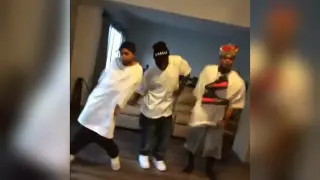 Yo Yo Yo Dance meme card, common rarity