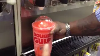 Carte meme You Cannot Use The Double Gulp Cup For The Slurpee, rareté commune