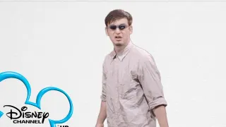 Carte meme You’re Watching Disney Channel, rareté commune